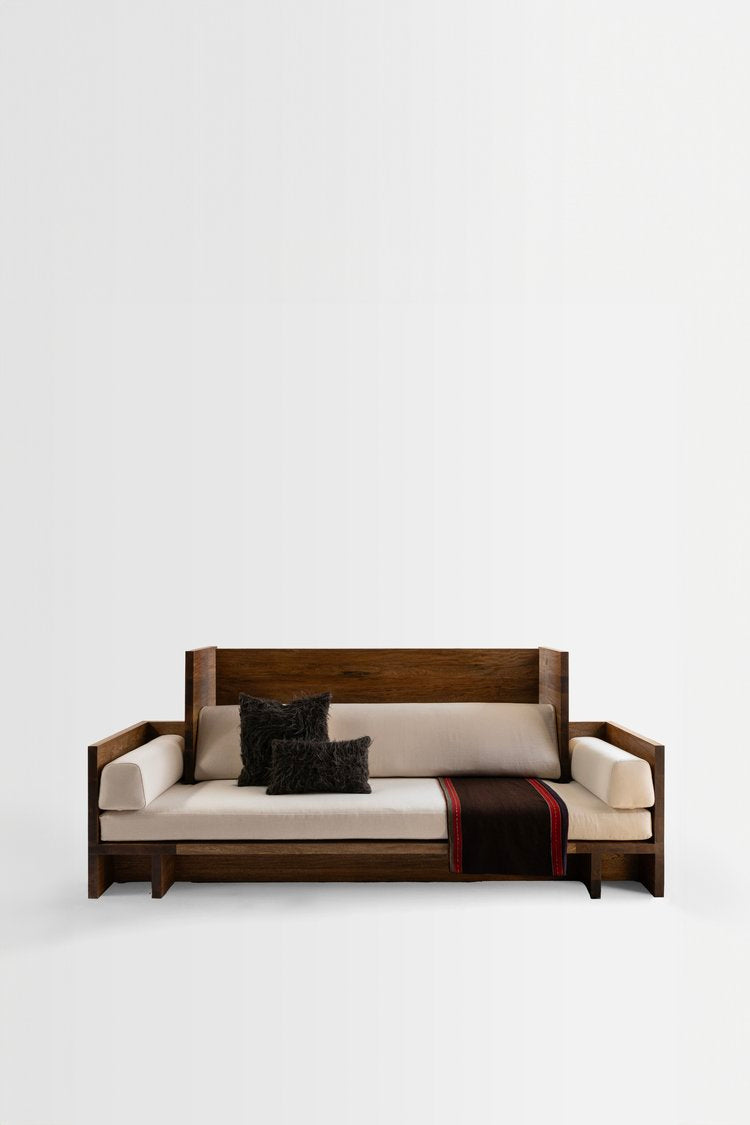 Refugio Sofa