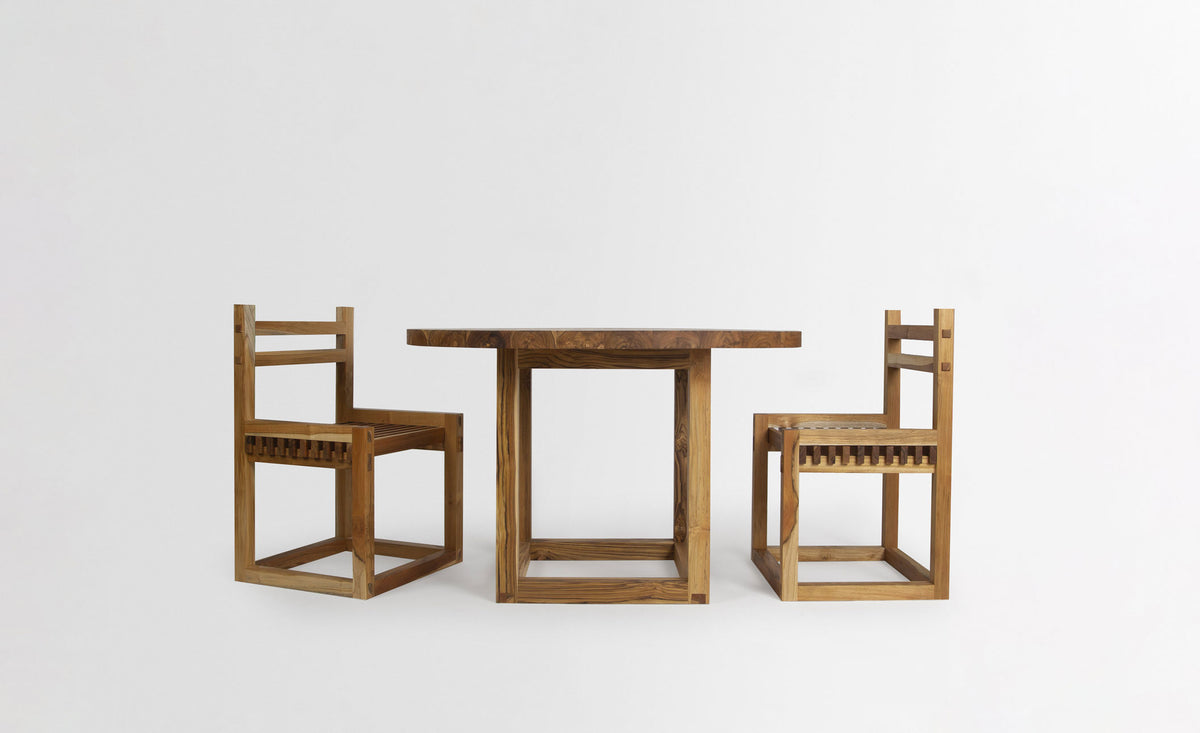 THE MEZQUITIC TABLE