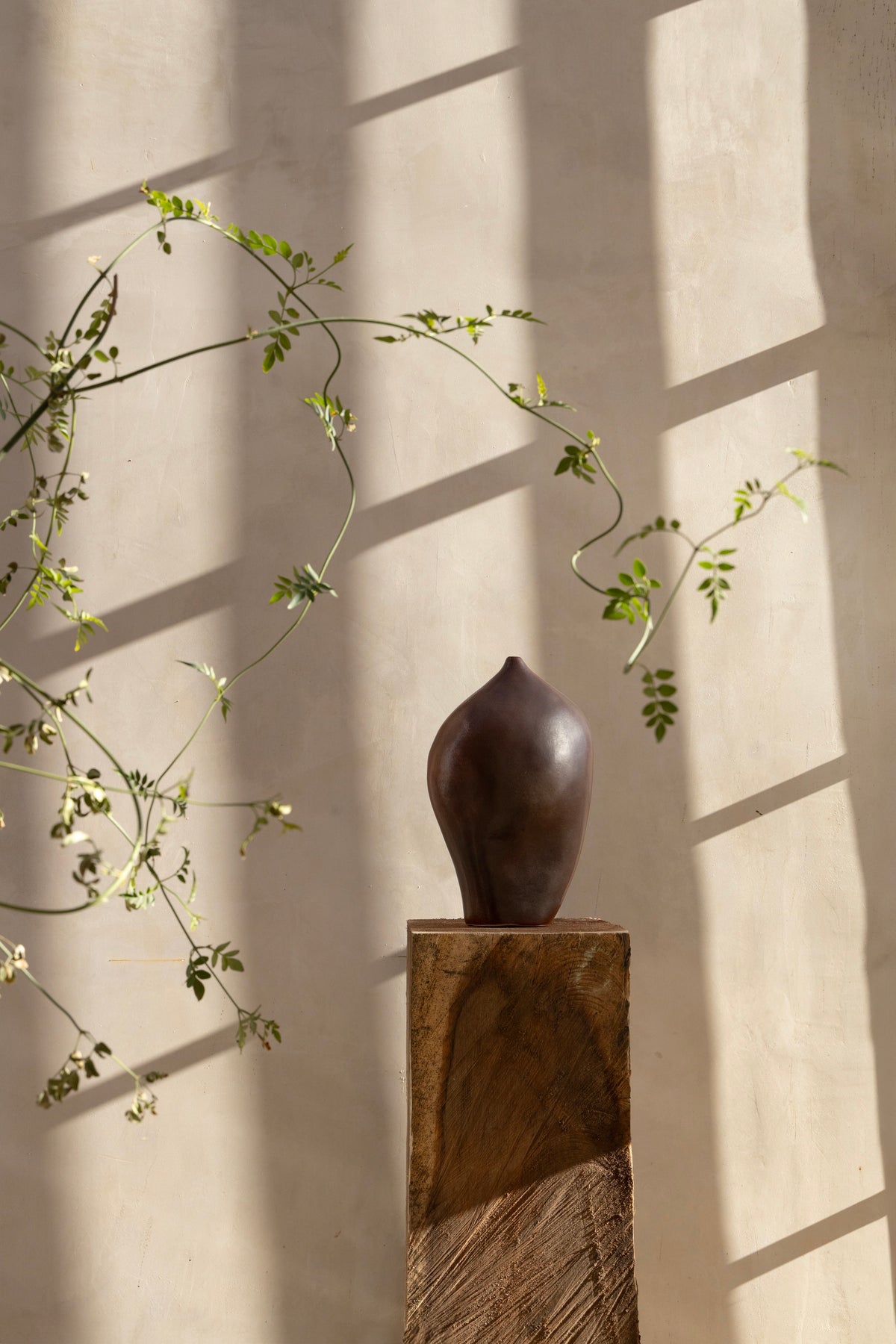 NÍSPERO Vase