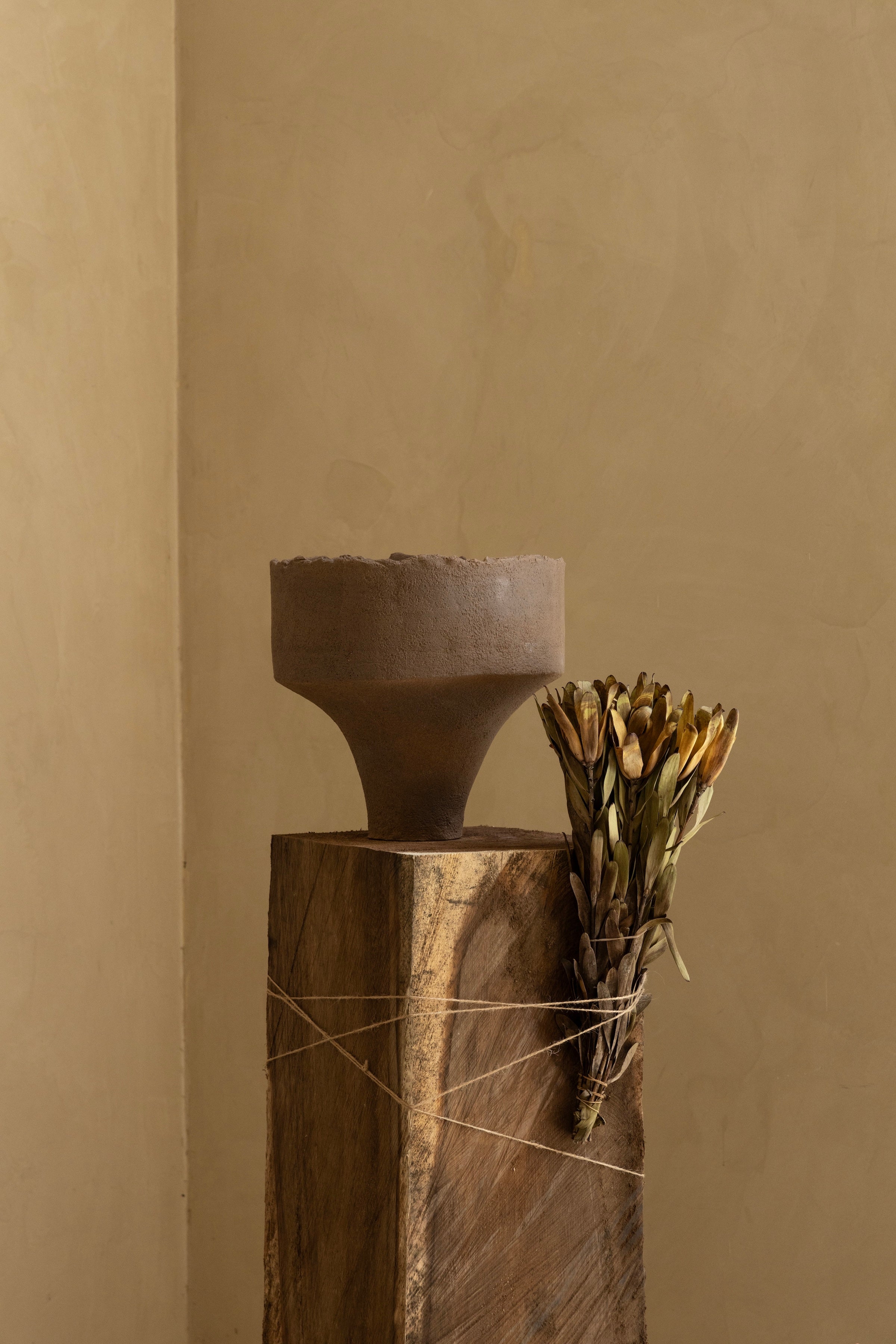 TROMPO Vase