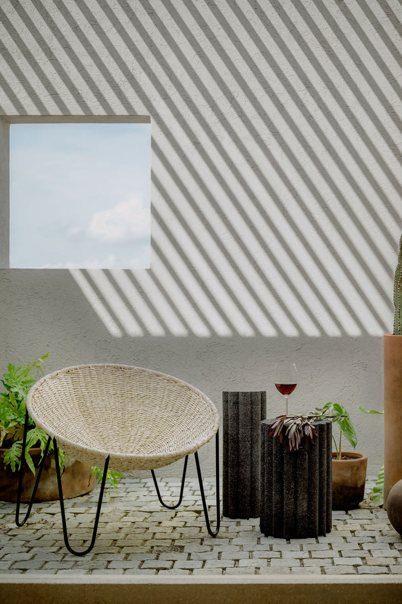 Loto Roca Tables