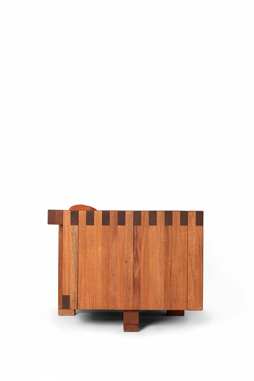 THE MOEBIUS SOFA