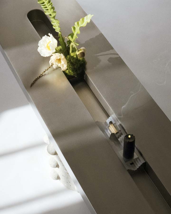 Cabrakan Table