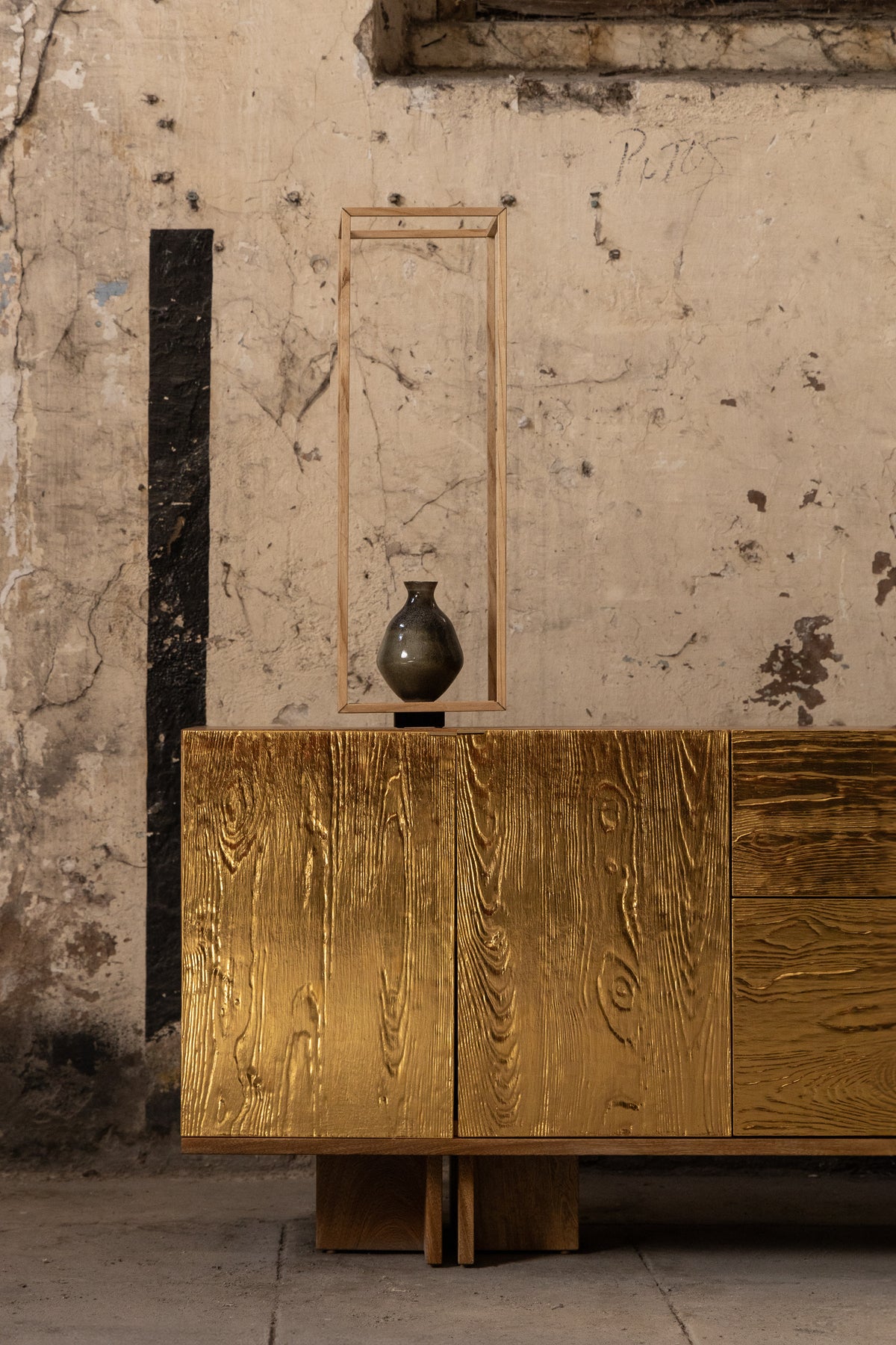 Aurum Credenza