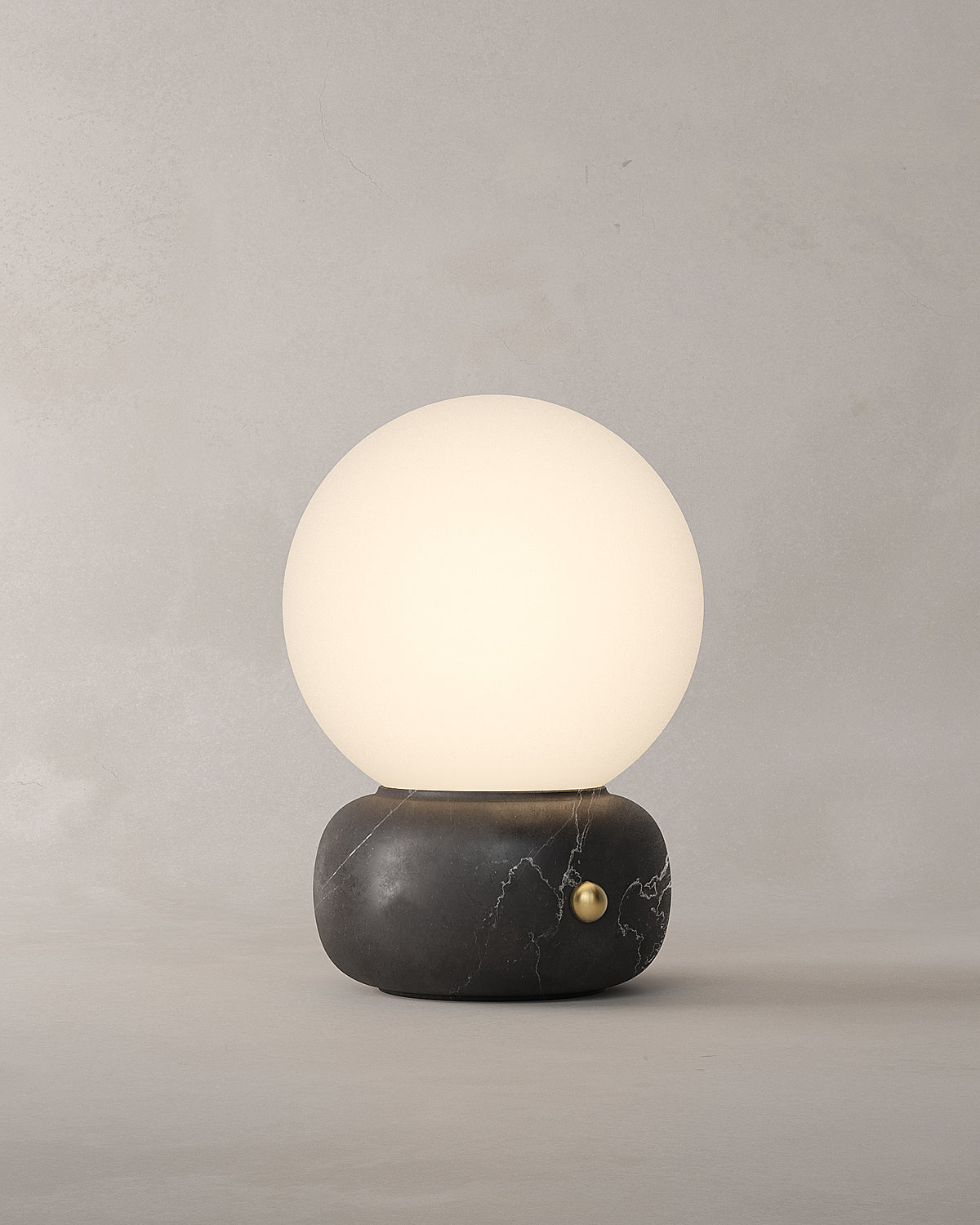 NAGA Table Lamp
