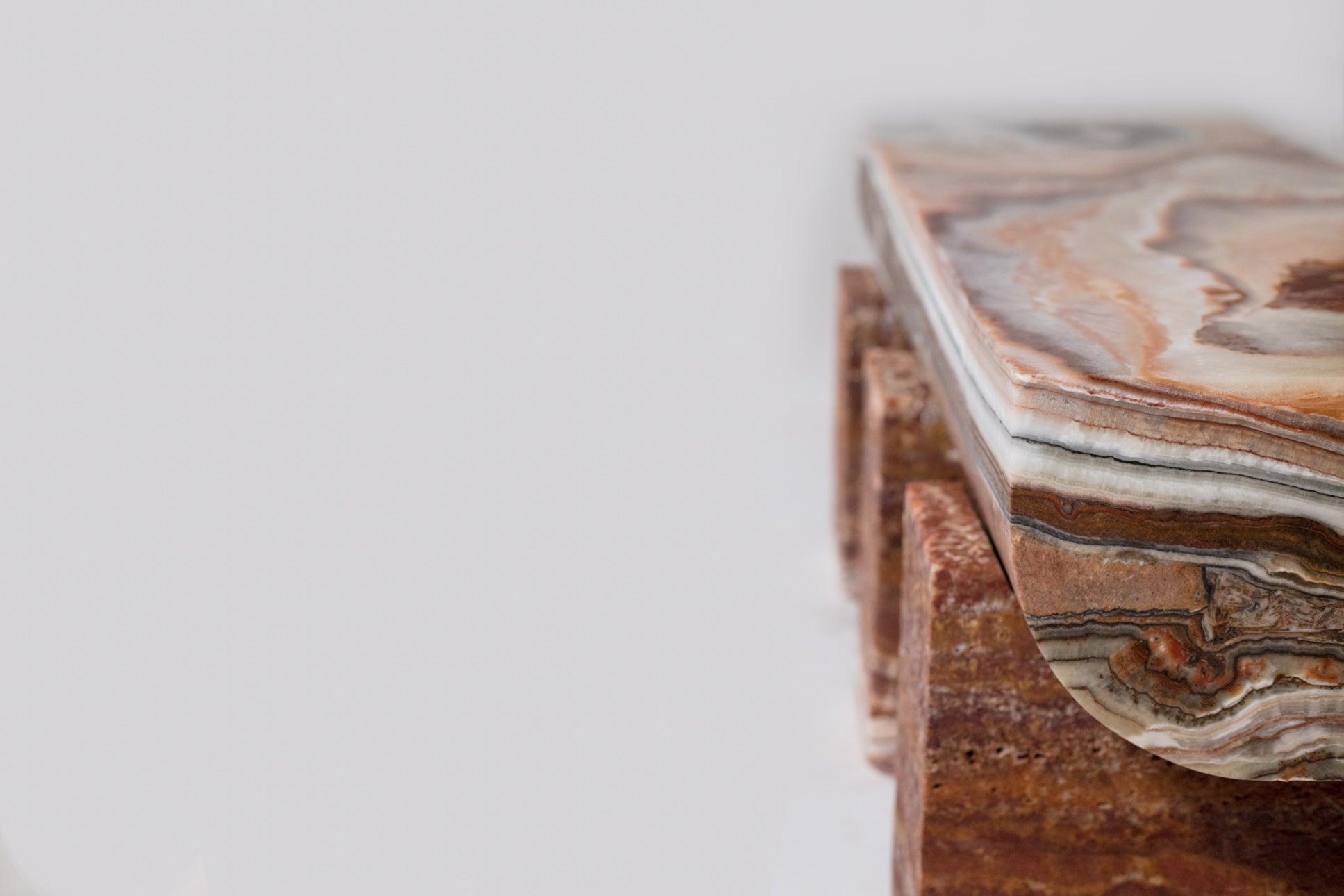 MATERIA BENCH