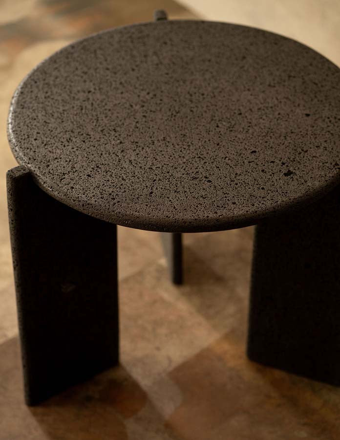 MENGUA Table medium