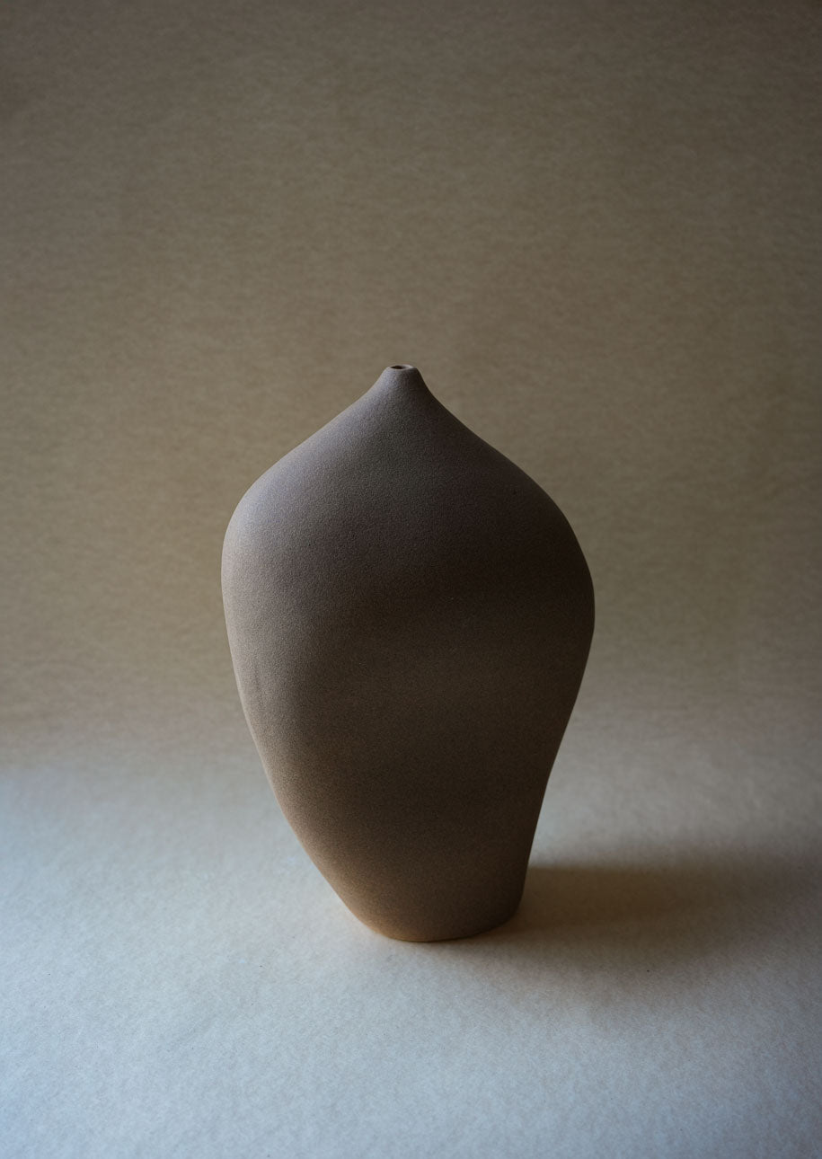 NÍSPERO Vase