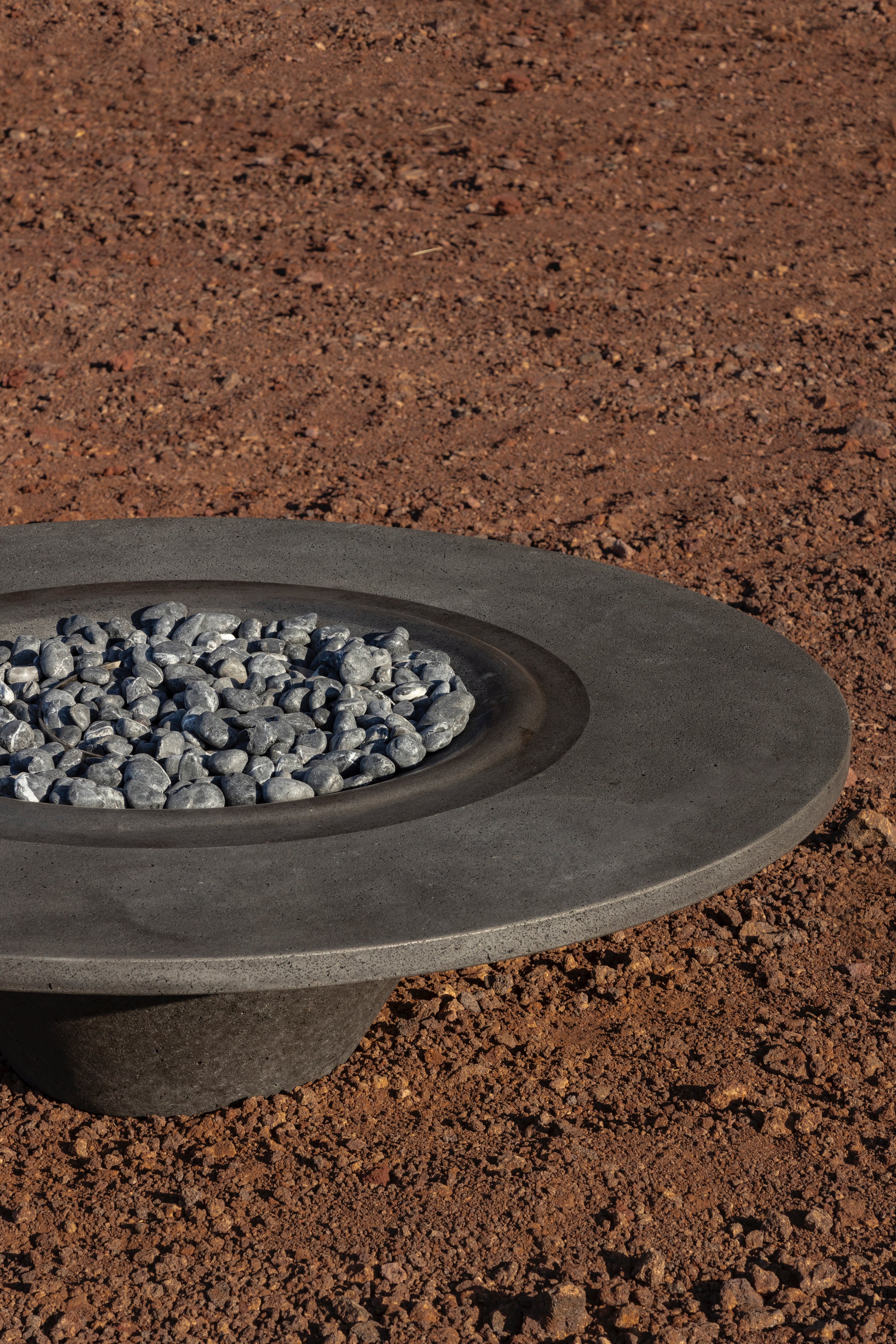 Umo Roca Fire Pit