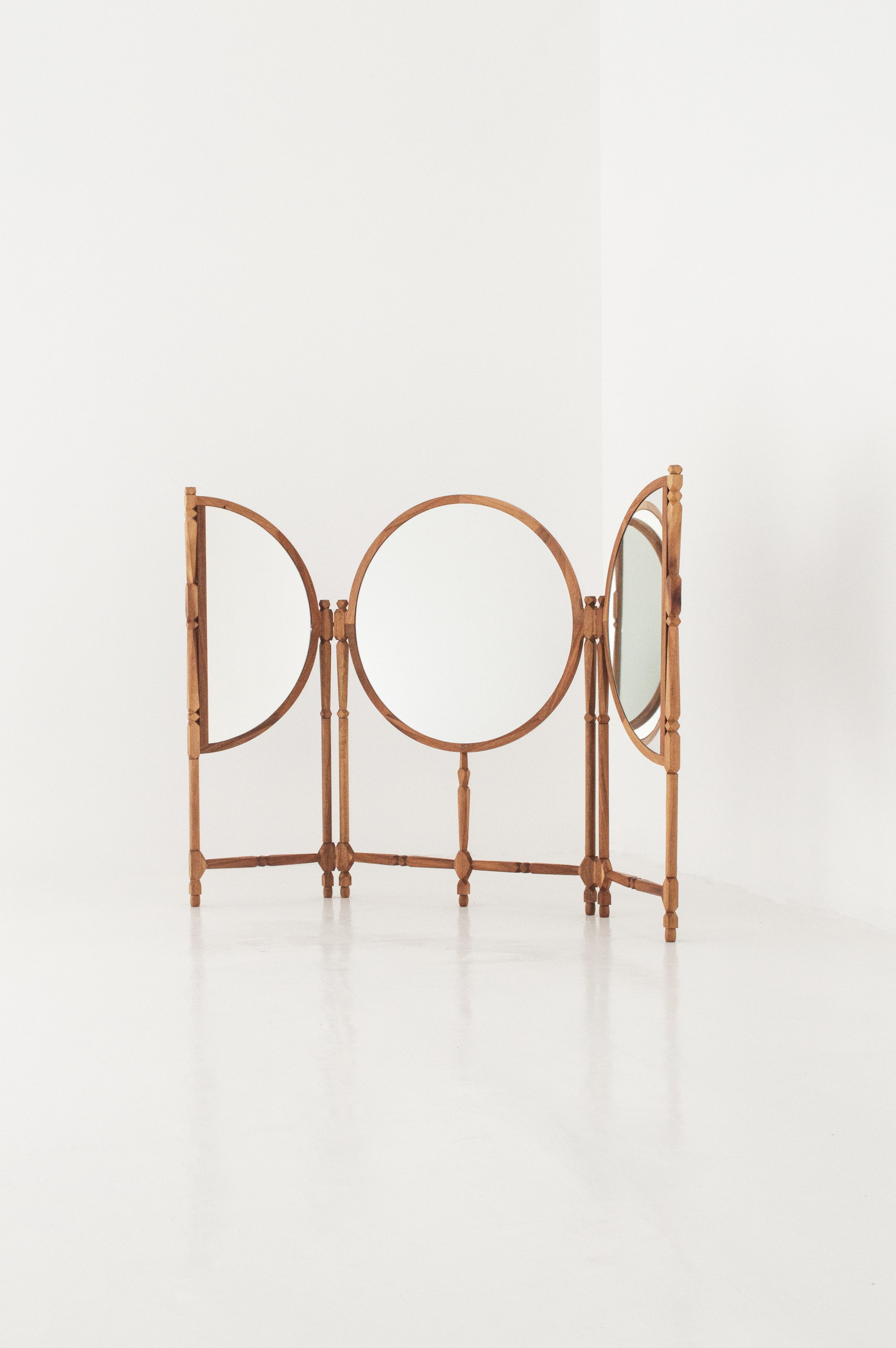 Biombo triptych by ACOOCOORO
