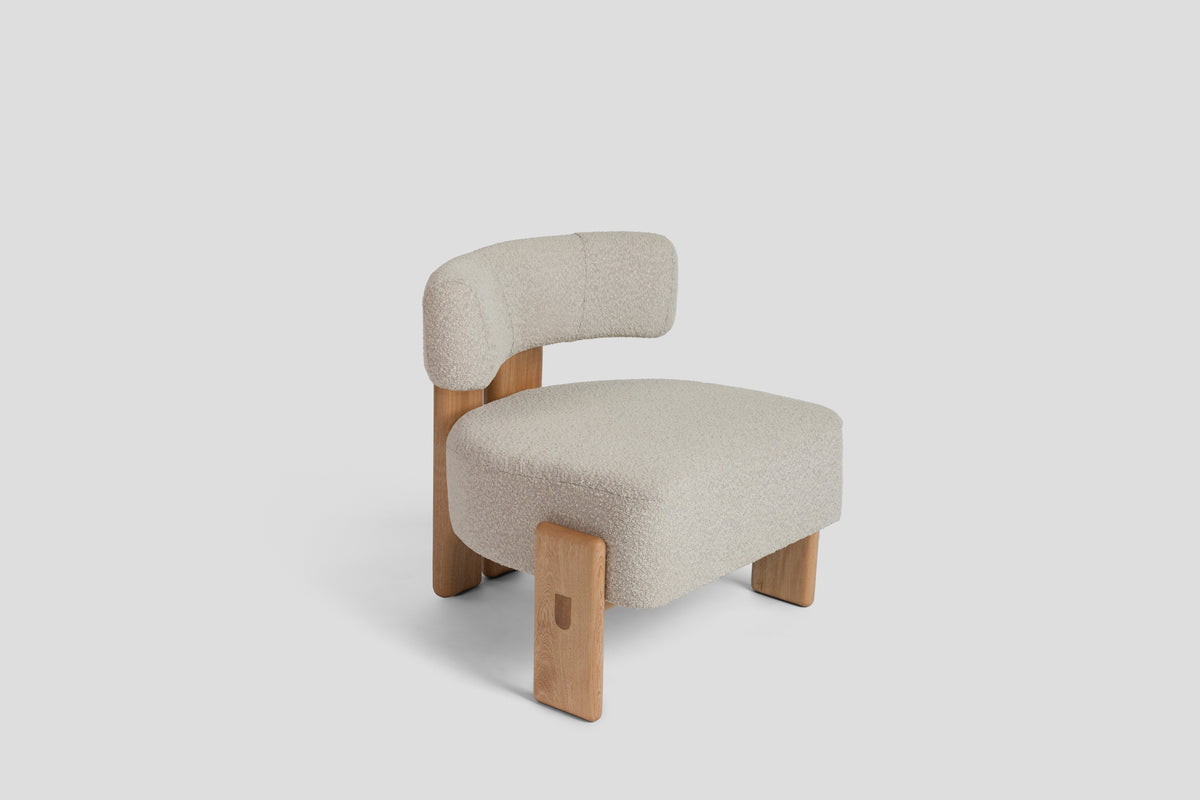 De la Paz low chair – view 2