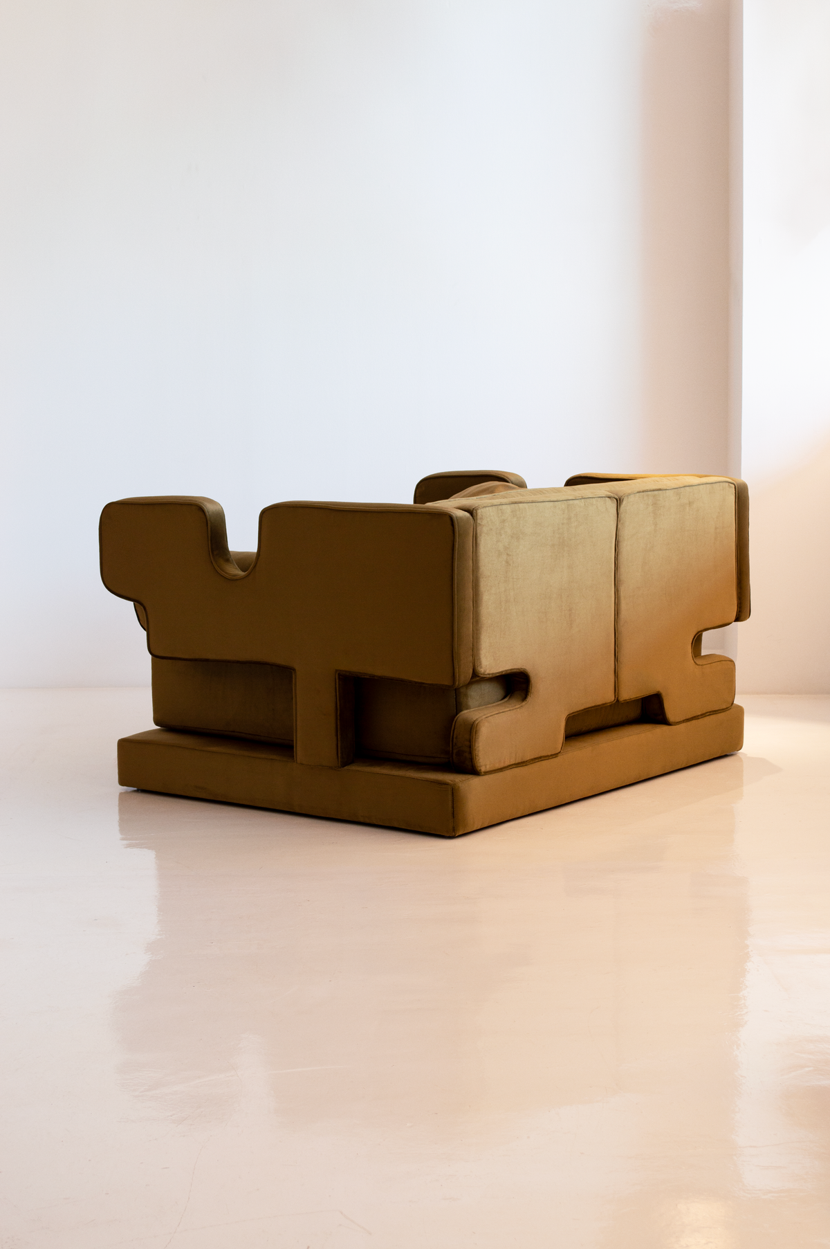 Janum I gallery image