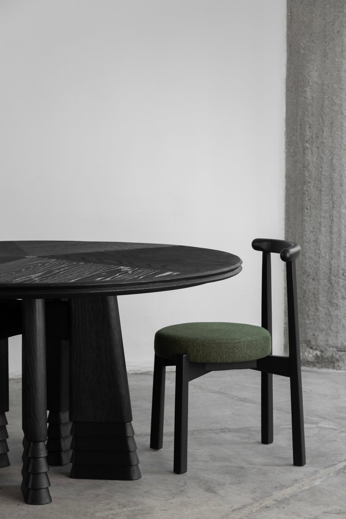 Reforma dining table – view 10