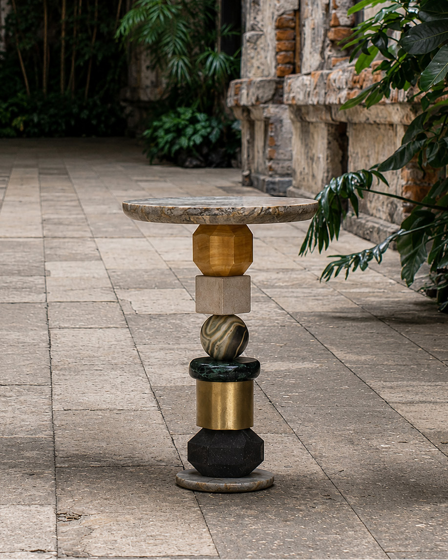Taller 222 Totem Side Table